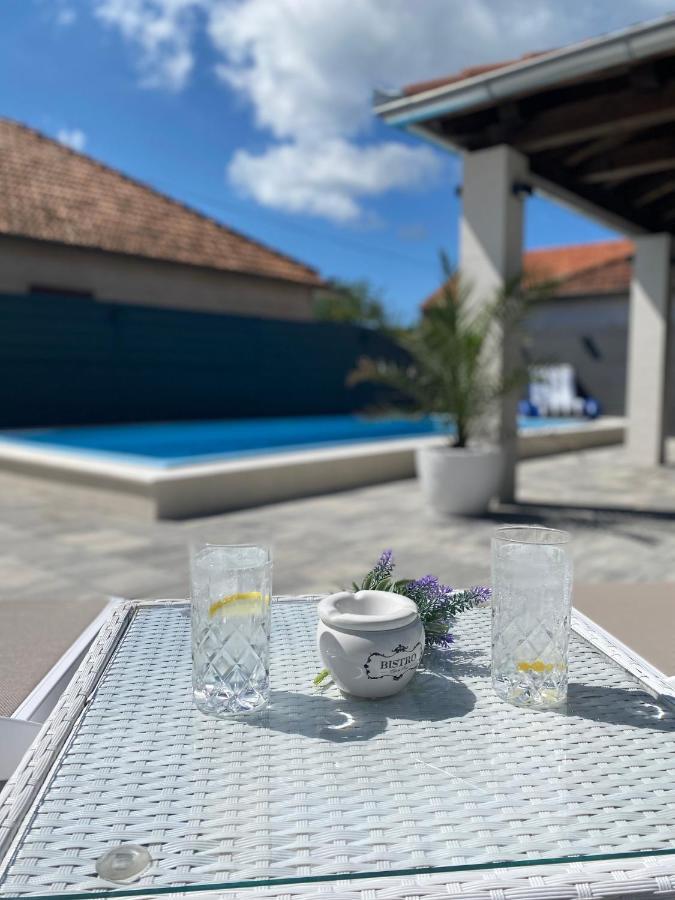 Breitling Apartments With Pool Biograd na Moru Kültér fotó