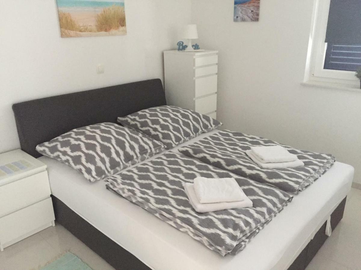 Breitling Apartments With Pool Biograd na Moru Kültér fotó