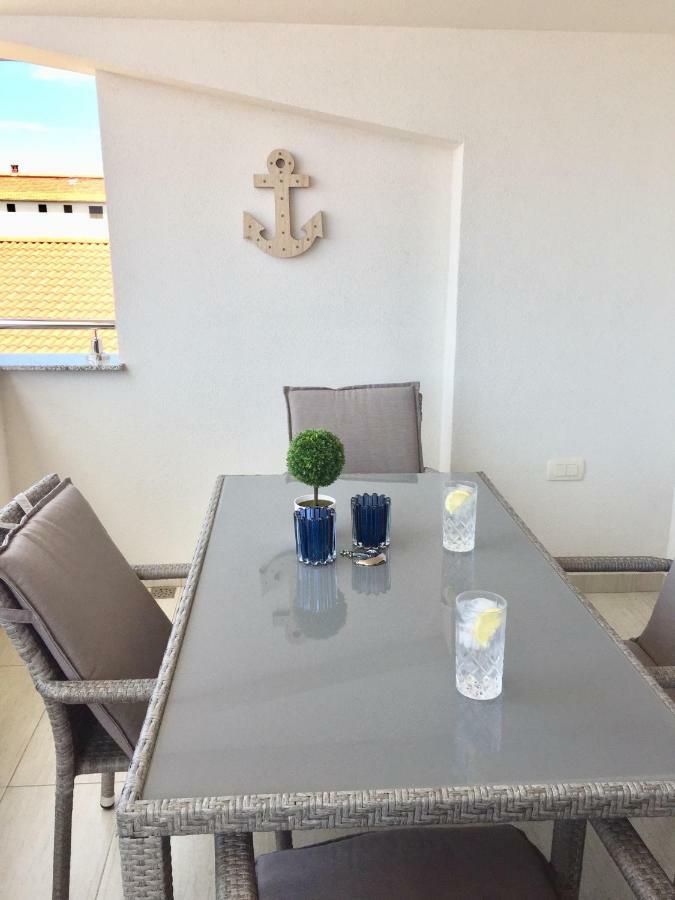 Breitling Apartments With Pool Biograd na Moru Kültér fotó